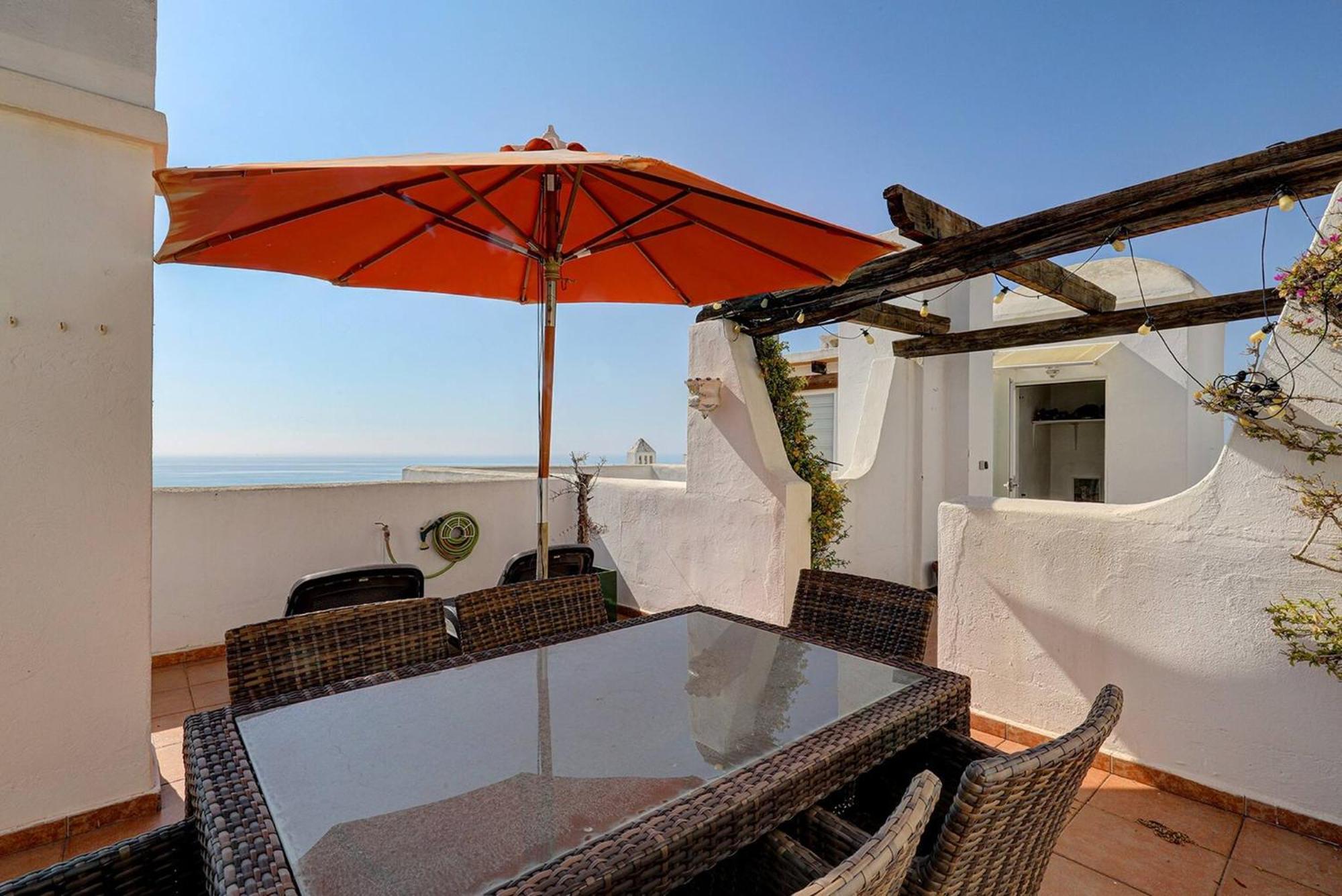 082 - Stunning Sea Views Beachfront Apartment Benalmádena Esterno foto