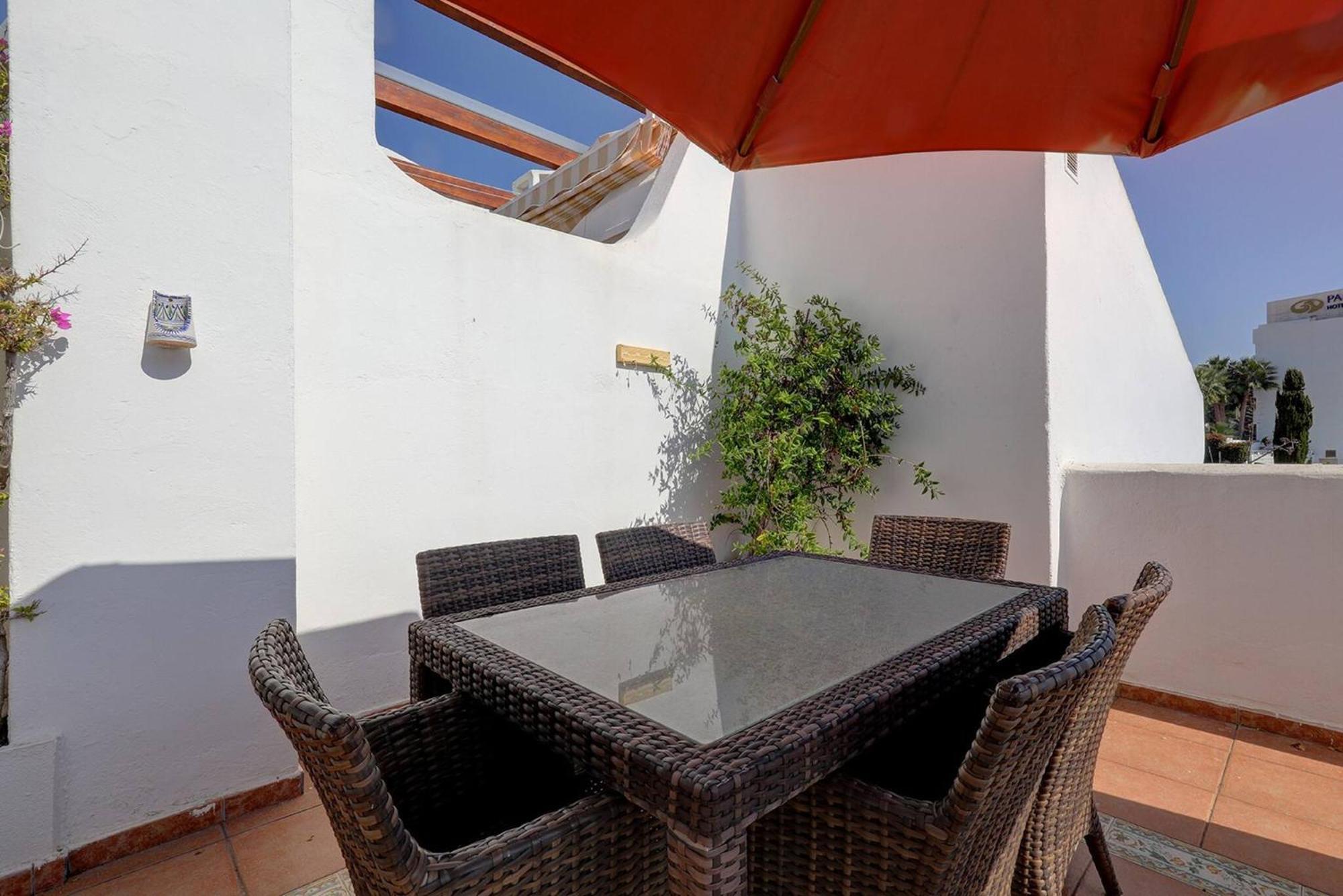 082 - Stunning Sea Views Beachfront Apartment Benalmádena Esterno foto